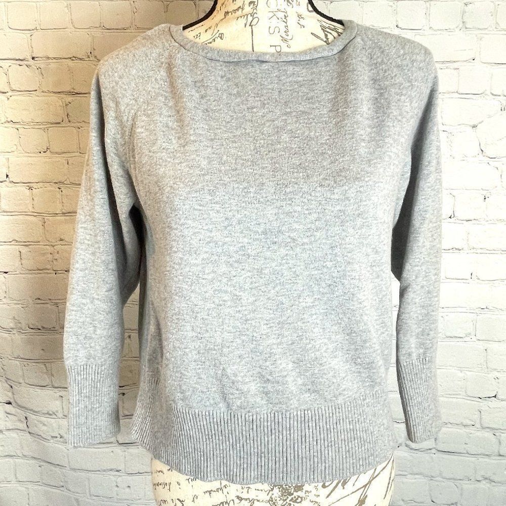 Banana Republic Gray Lightweight Sweater